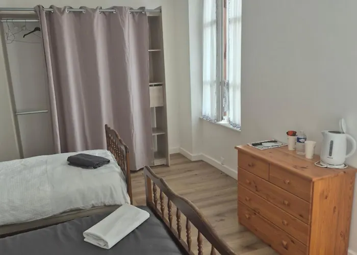 Du Centre Bed & Breakfast 3*